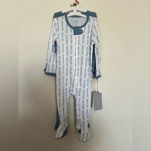 Cloud Island Gray and Cream Baby Sleepers
